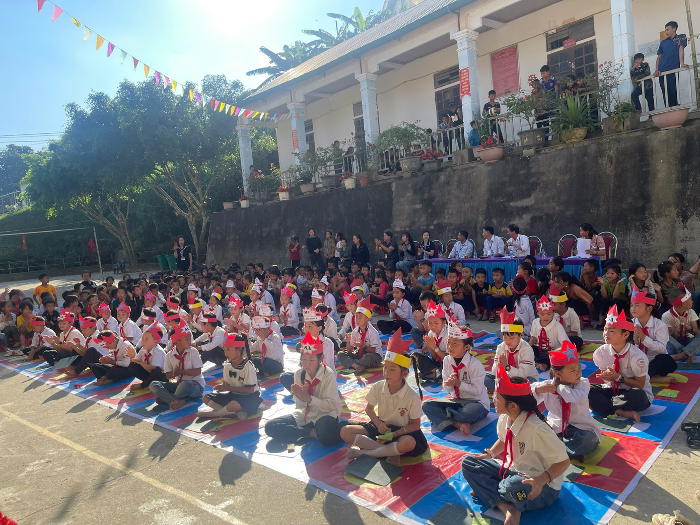 Chương trình mong muốn đem đến tình yêu thương cho các em nhỏ tại vùng cao nơi xứ Nghệ. Chương trình mong muốn đem đến tình yêu thương cho các em nhỏ tại vùng cao nơi xứ Nghệ.