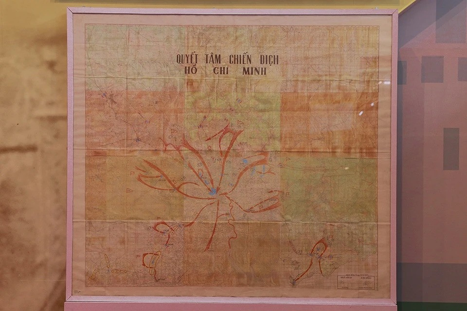 Hành trình "Xin Chào Việt Nam" ngược dòng thời gian, tìm về những ký ức hào hùng. Hành trình "Xin Chào Việt Nam" ngược dòng thời gian, tìm về những ký ức hào hùng.