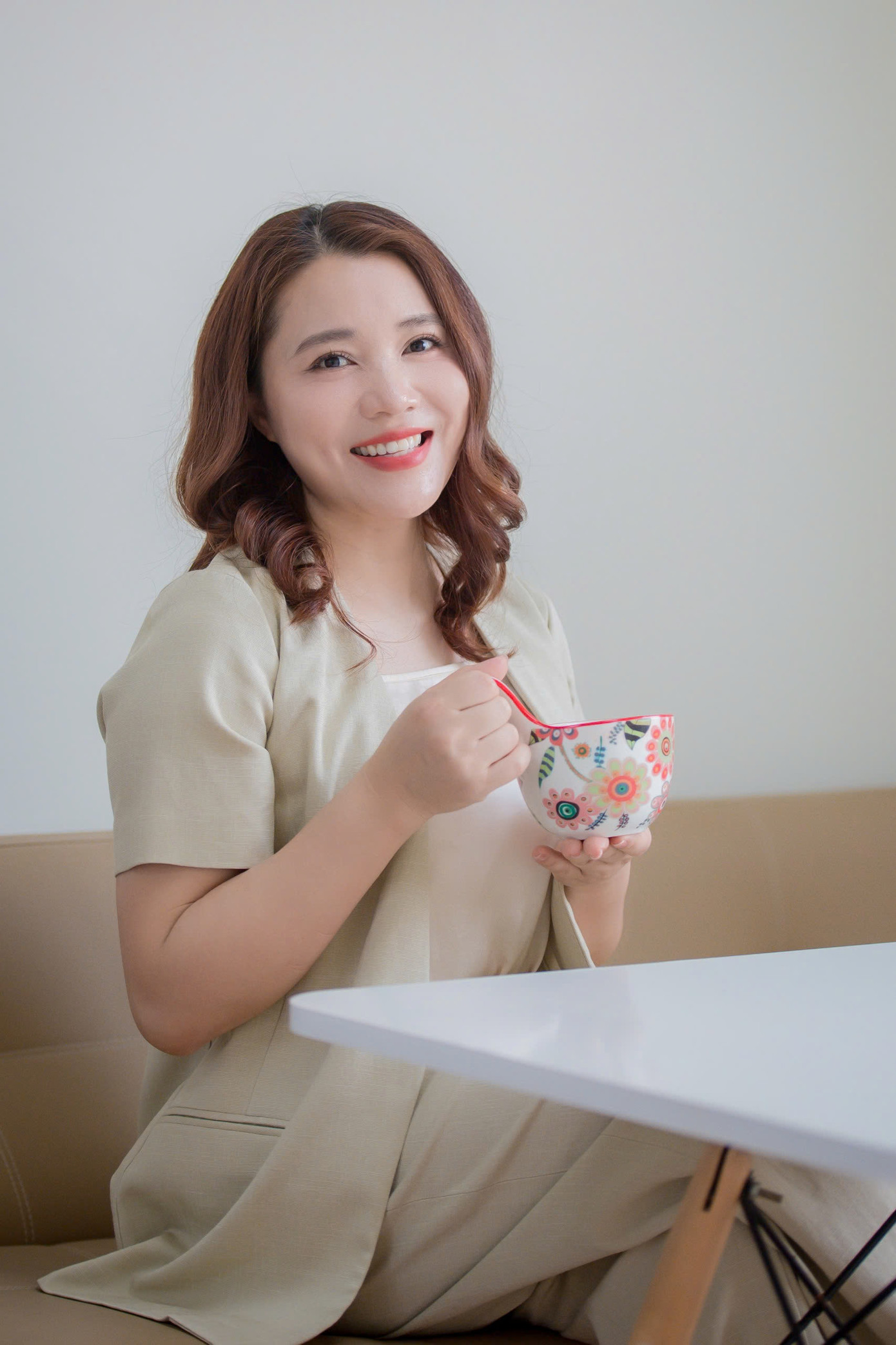 "Truyền thông chính thống không nên chạy theo hiệu ứng 'viral' bằng mọi giá, mà cần đặt ra câu hỏi: thông tin này có giá trị gì về mặt định hướng xã hội, có tôn trọng quyền cá nhân và môi trường thông tin lành mạnh hay không?"