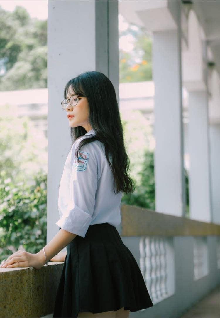 Khánh Chi và hình ảnh tuổi 17 của mình. (Ảnh: NVCC) Khánh Chi và hình ảnh tuổi 17 của mình. (Ảnh: NVCC)