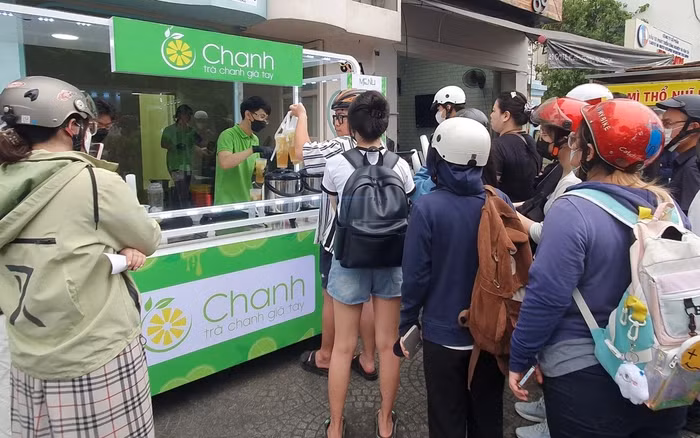 Trà chanh giã tay - trào lưu ẩm thực đình đám một thời giờ đã hạ nhiệt.