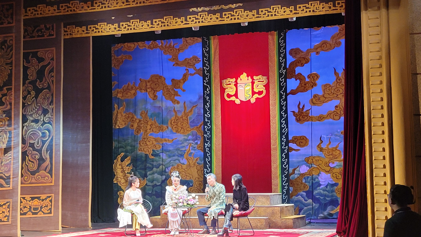 Talkshow "Mãn Sắc” cùng các vị diễn giả đến từ Nhà hát Tuồng Việt Nam.