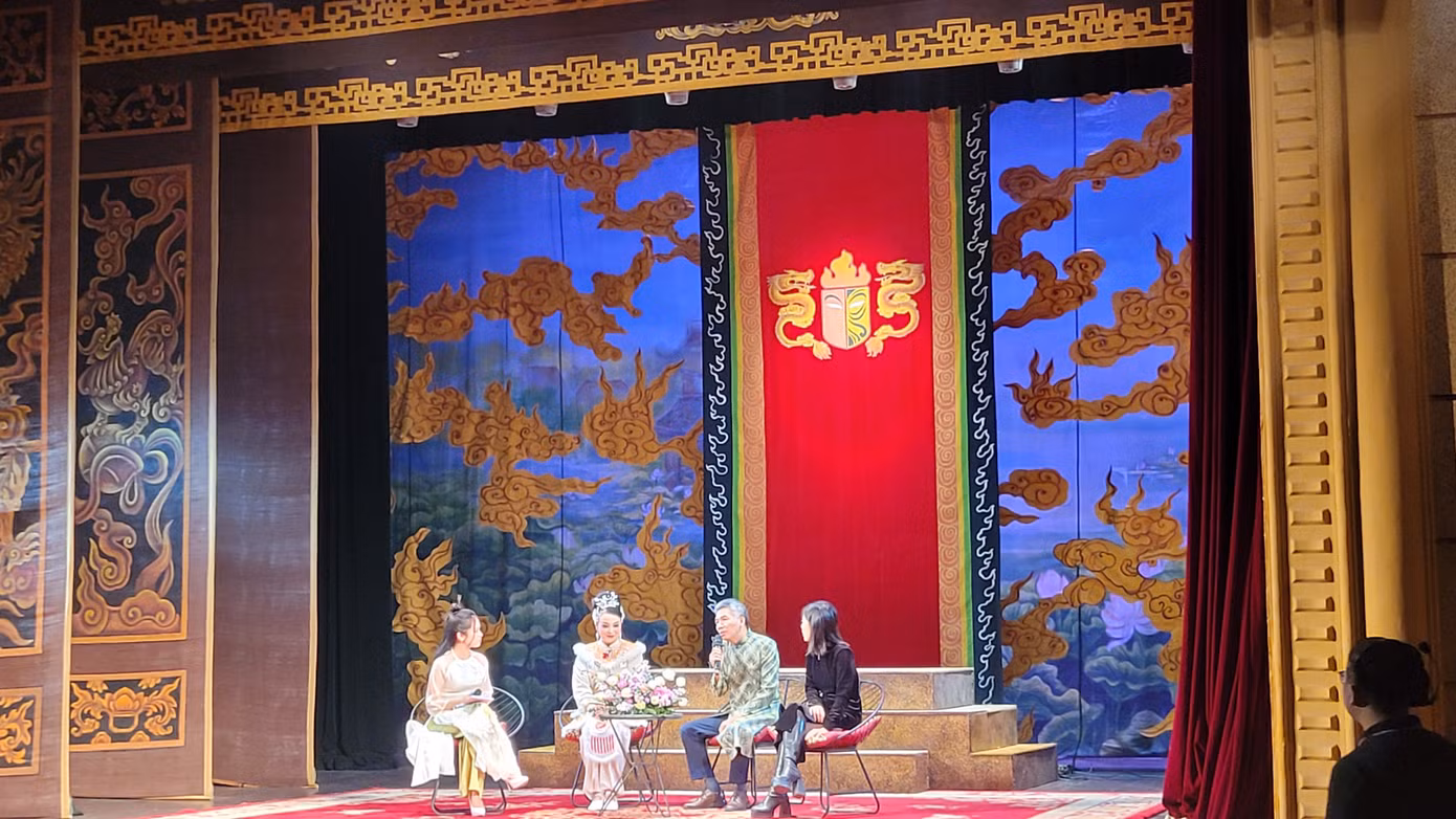 Talkshow "Mãn Sắc” cùng các vị diễn giả đến từ Nhà hát Tuồng Việt Nam.