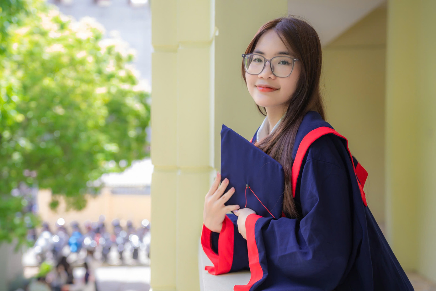 Ngọc Hà áp dụng phương pháp "7 -3": 70% thời gian cho việc học và 30% thời gian còn lại cho các hoạt động ngoại khóa. Ngọc Hà áp dụng phương pháp "7 -3": 70% thời gian cho việc học và 30% thời gian còn lại cho các hoạt động ngoại khóa.