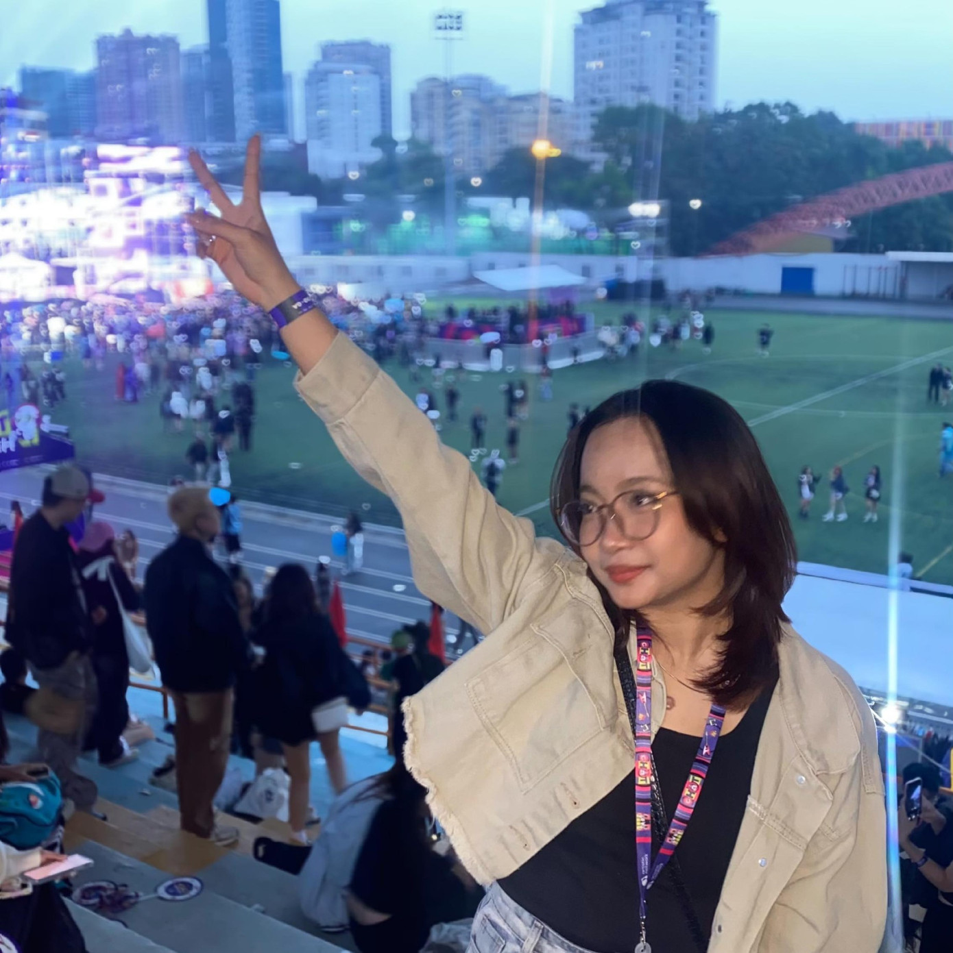 Thu Trang cảm thấy khó chịu khi nhiều bạn trẻ nhồi nhét ngoại ngữ quá mức trong mọi trường hợp giao tiếp. (Ảnh: NVCC) Thu Trang cảm thấy khó chịu khi nhiều bạn trẻ nhồi nhét ngoại ngữ quá mức trong mọi trường hợp giao tiếp. (Ảnh: NVCC)