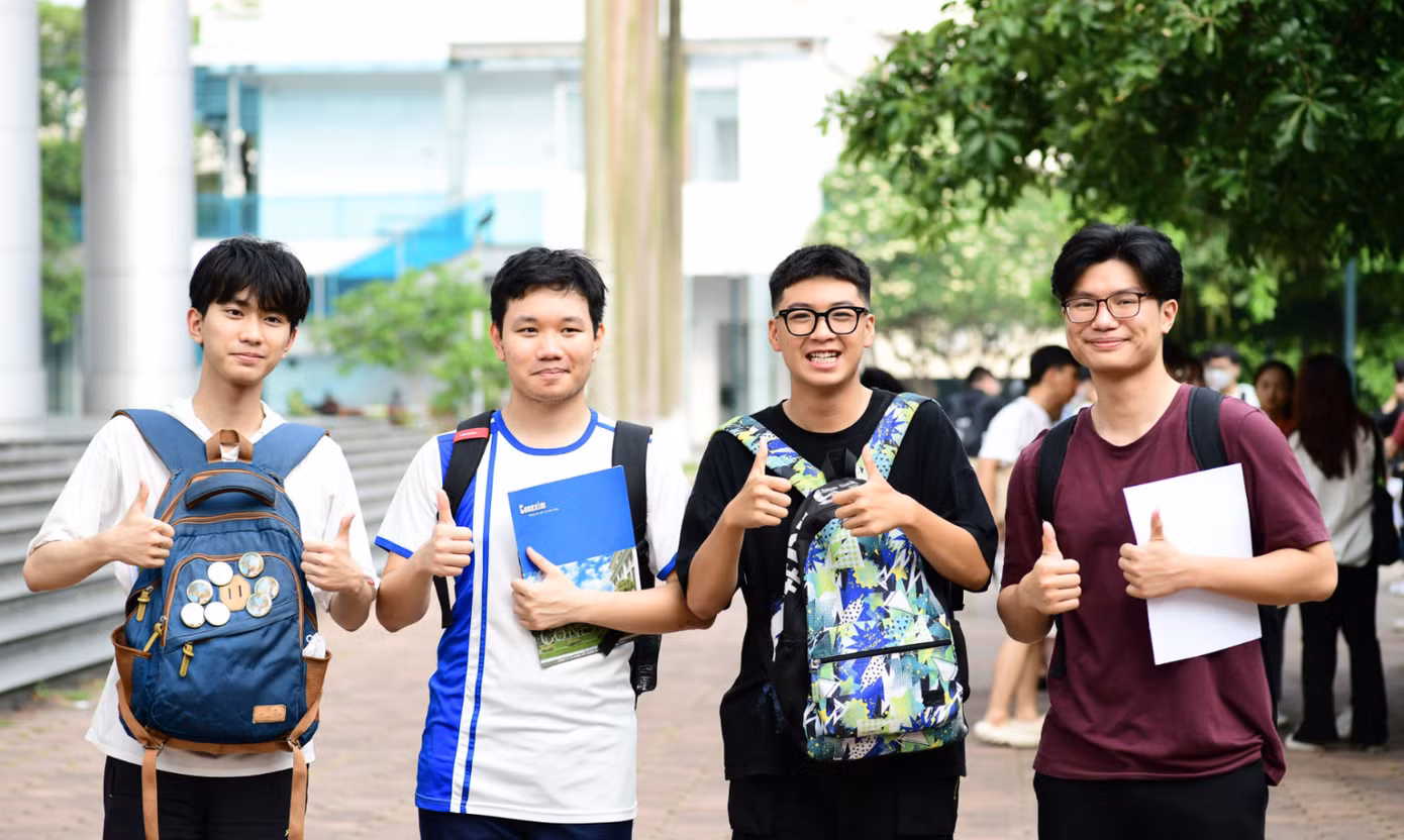 Từ 2025, nhiều trường đại học lớn sẽ bỏ phương thức xét tuyển bằng học bạ.