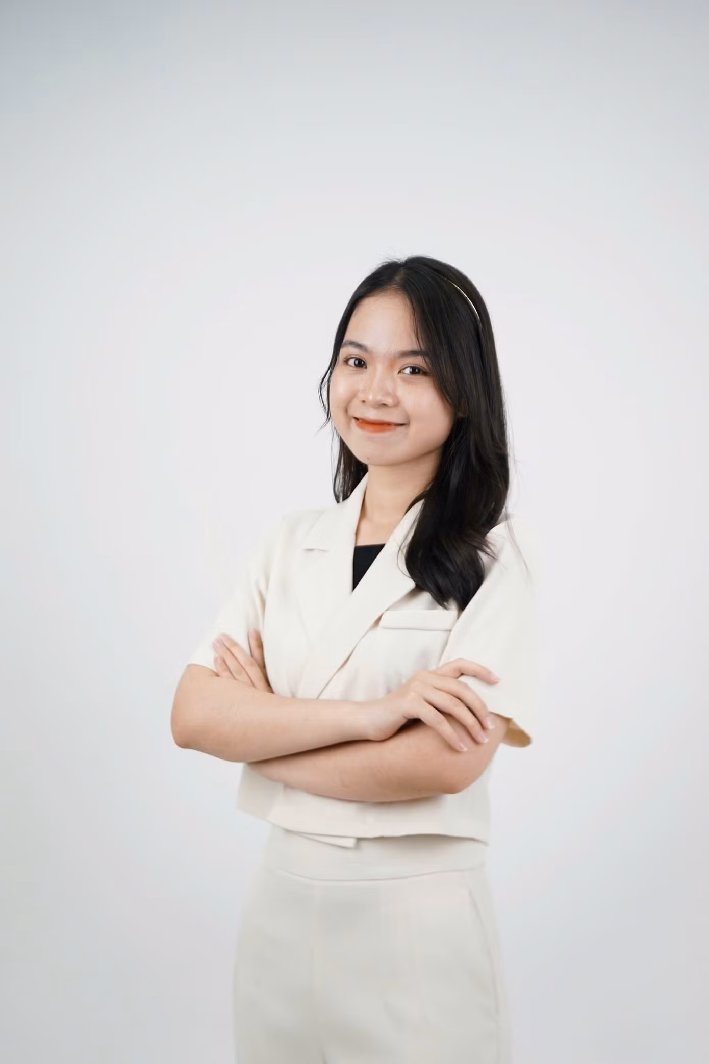 Hoa cho rằng đây chính là động lực cho người bán cải thiện sản phẩm thay vì chỉ cạnh tranh bằng giá thấp. Hoa cho rằng đây chính là động lực cho người bán cải thiện sản phẩm thay vì chỉ cạnh tranh bằng giá thấp.