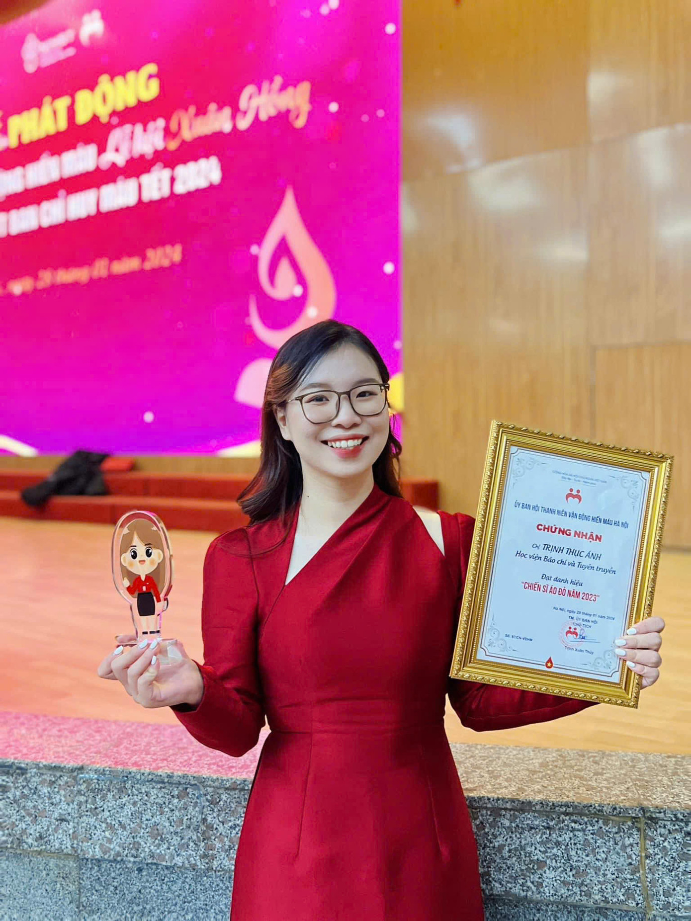 Trịnh Thục Ánh hiện đang là sinh viên năm 4, Học viện Báo chí và Tuyên truyền. Trịnh Thục Ánh hiện đang là sinh viên năm 4, Học viện Báo chí và Tuyên truyền.