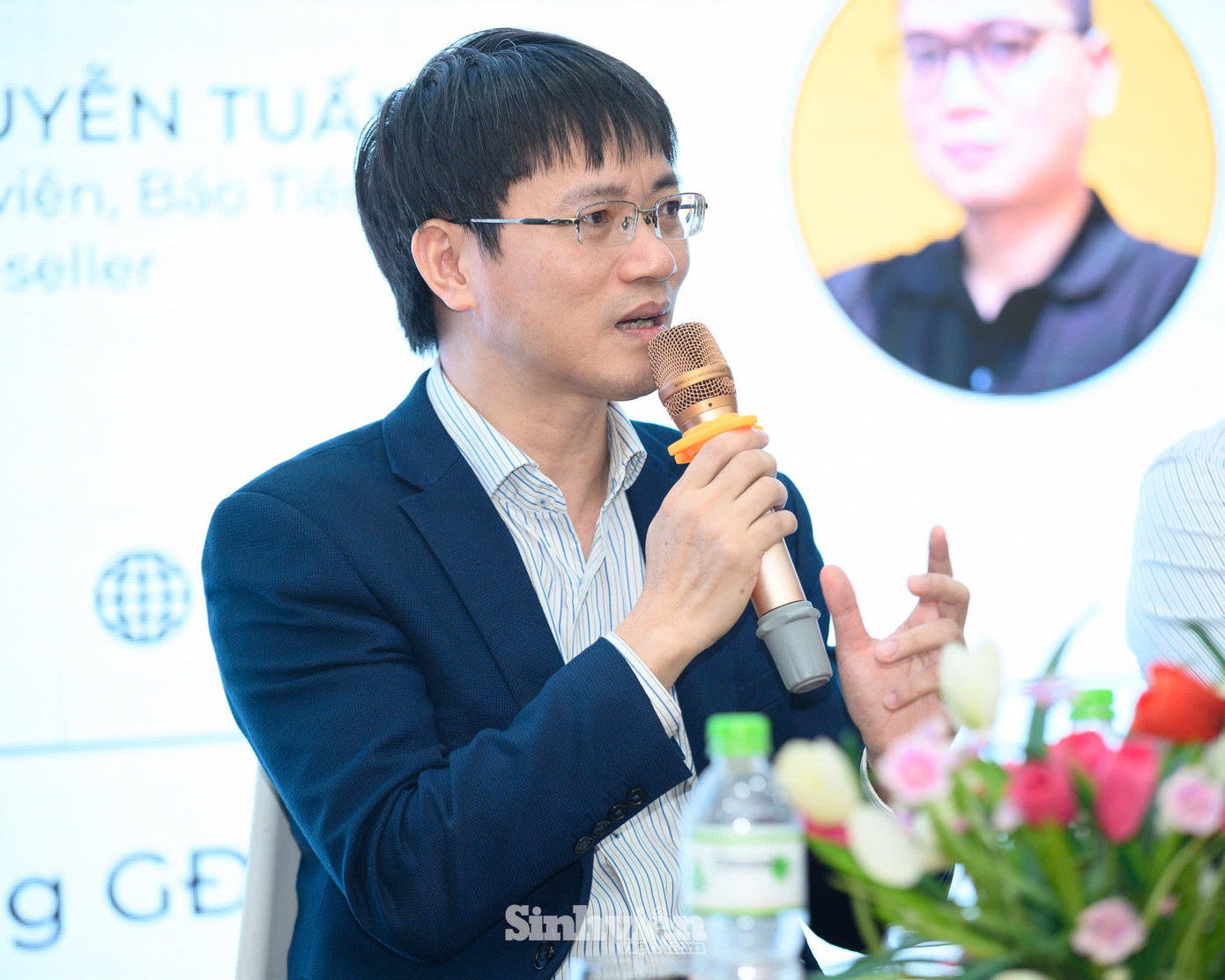 Nhà báo Nguyễn Tuấn Anh chia sẻ tại chương trình. Nhà báo Nguyễn Tuấn Anh chia sẻ tại chương trình.