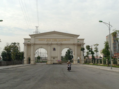 Khu đô thị Lideco với cổng chào uy nghi trên trục Quốc lộ 32