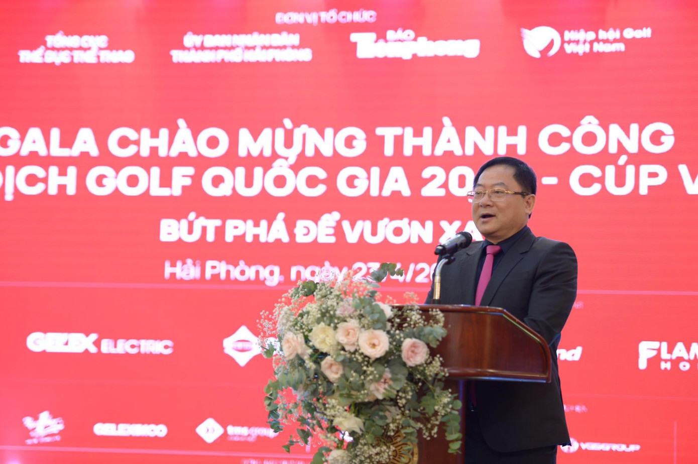 Nhà báo Lê Xuân Sơn cảm ơn các cơ quan, đơn vị đã ủng hộ, tạo điều kiện để Giải Vô địch Golf Quốc gia 2022 - Cúp VinFast tổ chức thành công; mong muốn cùng Tổng cục Thể dục Thể thao, Hiệp hội Golf Việt Nam và các cơ quan chức năng, địa phương trong thời gian tới tiếp tục tạo điều kiện để báo Tiền Phong tham gia tổ chức thành công giải đấu.