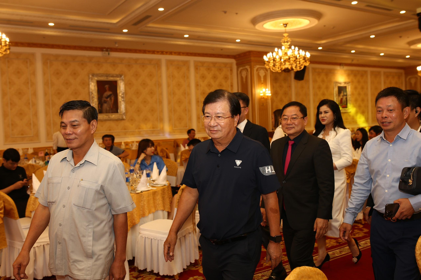 Dự chương trình có ông Trịnh Đình Dũng - nguyên Phó Thủ tướng Chính phủ; ông Nguyễn Văn Tùng - Phó Bí thư Thành ủy, Chủ tịch UBND thành phố Hải Phòng; anh Nguyễn Tường Lâm - Bí thư T.Ư Đoàn; ông Lê Kiên Thành - Chủ tịch Hiệp hội Golf Việt Nam.