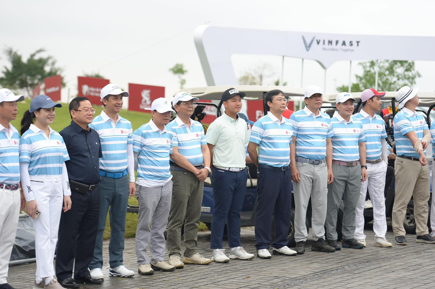 Giải Golf Hải Phòng mở rộng - Cúp Hoa Phượng 2022 được tổ chức ngay sau 4 ngày thi đấu đỉnh cao với nhiều màn trình diễn ấn tượng Giải Vô địch Golf Quốc gia 2022 - Cúp VinFast.