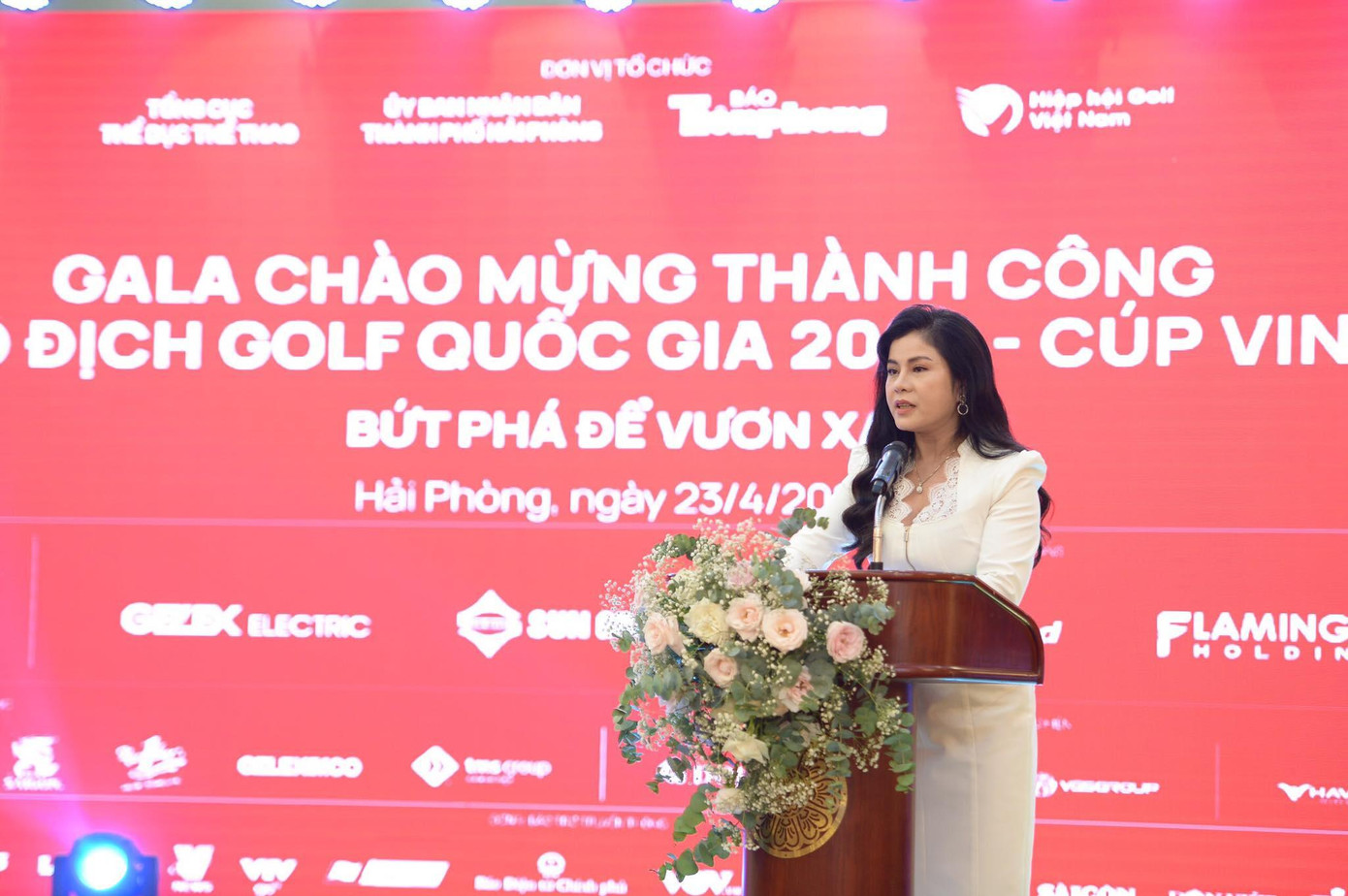 Bà Trần Thị Hoàng Mai - Giám đốc Sở Văn hóa và Thể thao Hải Phòng thông tin quá trình tổ chức Giải Vô địch Golf Quốc gia 2022 - Cúp VinFast.