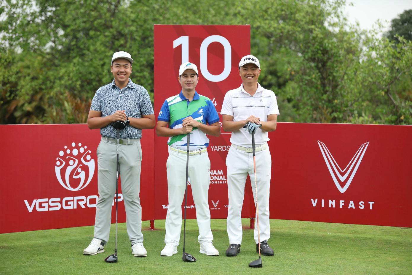 Đương kim vô địch Nguyễn Đặng Minh (trái) đặt mục tiêu bảo vệ ngôi vương tại giải đấu năm nay để làm bàn đạp cho SEA Games 31 vào tháng 5 tới.