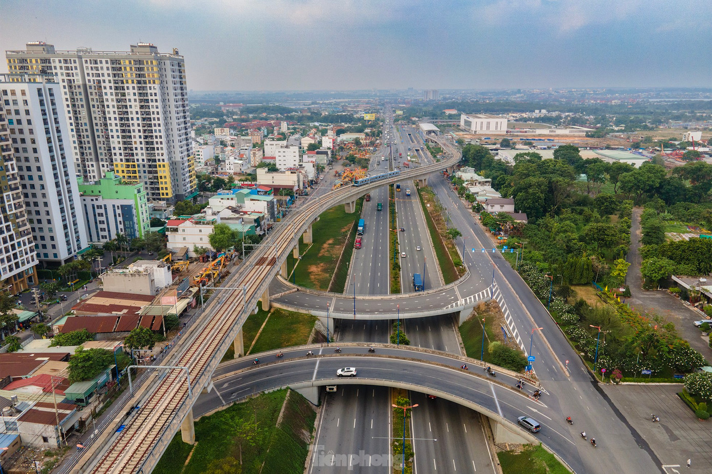 Tuyến metro số 1 TPHCM. Ảnh: Phạm Nguyễn