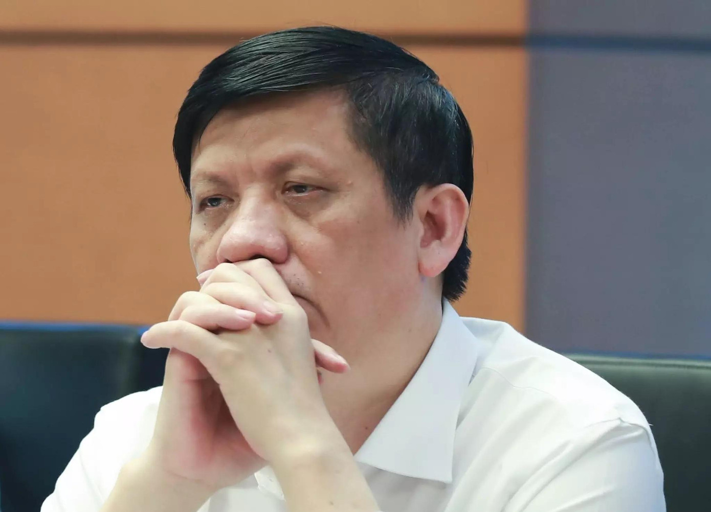 Chiều ngày 6/6, Ban Chấp hành Trung ương Đảng quyết định thi hành kỷ luật Khai trừ ra khỏi Đảng với ông Nguyễn Thanh Long. Sáng ngày 7/6, Quốc hội đã phê chuẩn cách chức Bộ trưởng Y tế với ông Nguyễn Thanh Long Chiều ngày 6/6, Ban Chấp hành Trung ương Đảng quyết định thi hành kỷ luật Khai trừ ra khỏi Đảng với ông Nguyễn Thanh Long. Sáng ngày 7/6, Quốc hội đã phê chuẩn cách chức Bộ trưởng Y tế với ông Nguyễn Thanh Long