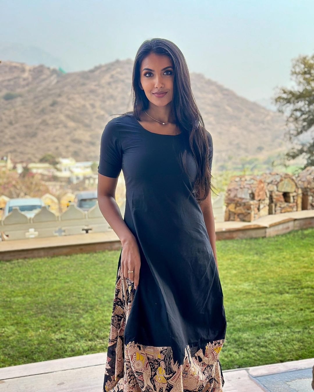 Chhavi cũng là diễn giả thường xuyên của diễn đàn TEDx. Cô đã đi du lịch khắp đất nước với tư cách là diễn giả cho các sự kiện truyền cảm hứng.