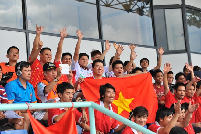 So với trận gặp Đài Loan, lượng CĐV đến sân cổ vũ U19 Việt Nam đã nhiều hơn