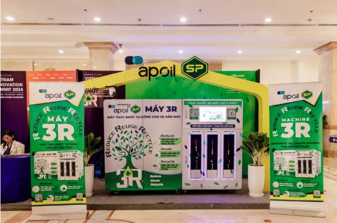 Máy 3R được trưng bài tại sự kiện Vietnam Innovation Summit 2024