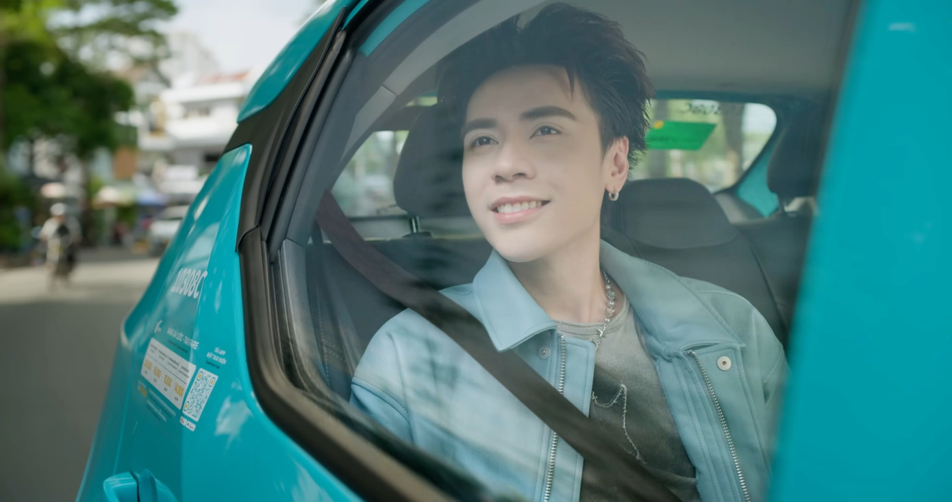 Người nghe sẽ theo chân Quang Hùng MasterD trên những chuyến xe đặc biệt của Xanh SM Người nghe sẽ theo chân Quang Hùng MasterD trên những chuyến xe đặc biệt của Xanh SM