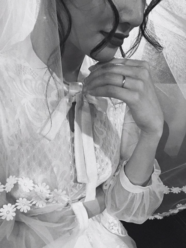 Tin đám cưới chỉ là 'đòn bẩy' cho Nhã Phương làm ‘mỹ nhân xuyên không’ ảnh 1