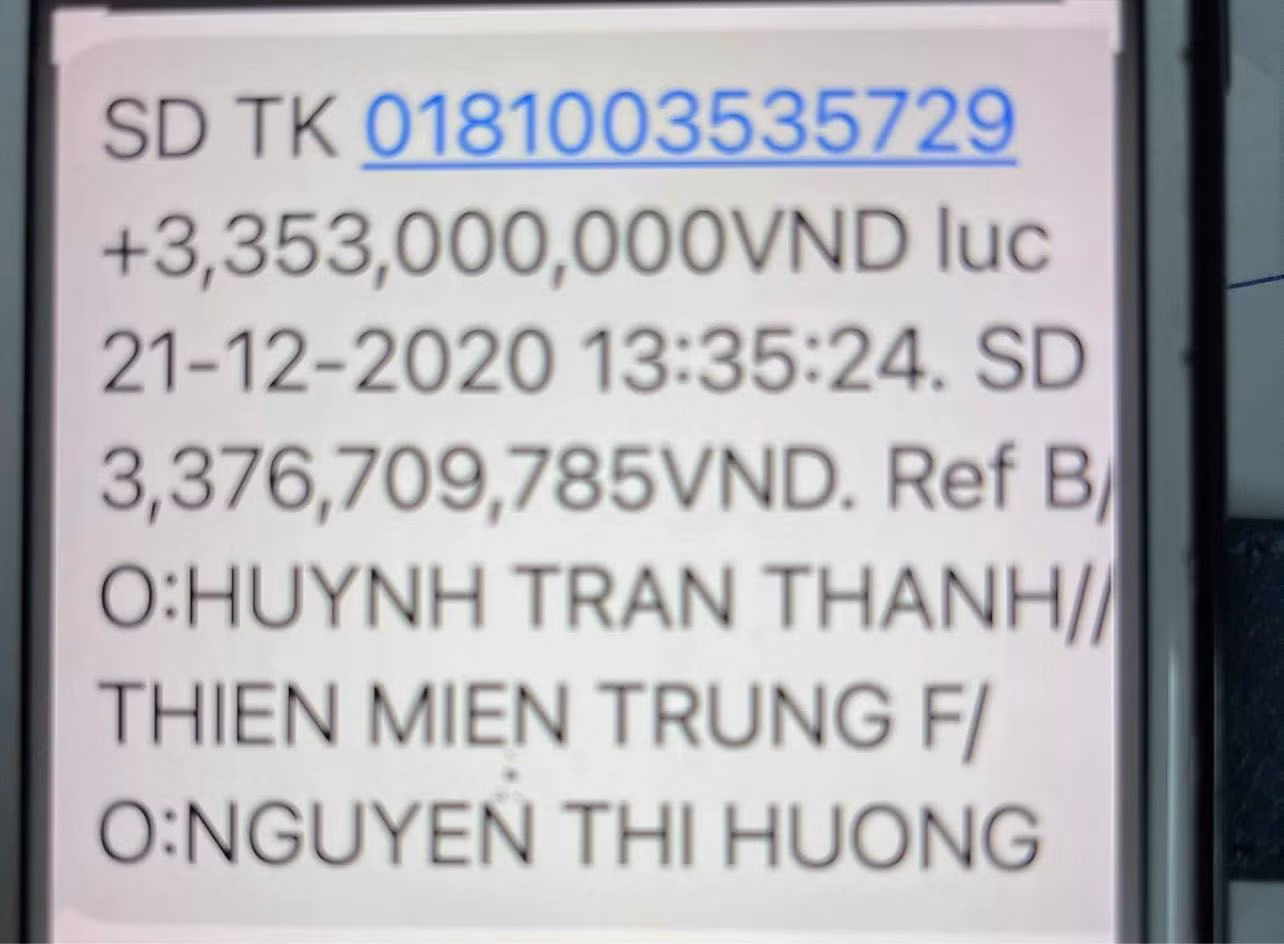 Vào ngày 21/12/2020, Trấn Thành chuyển cho cô Ngọc Hương số tiền còn lại là 3,353 tỷ đồng