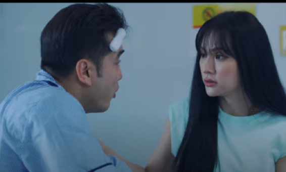 Thu Thủy và Ưng Hoàng Phúc trong trailer Sói Già Thu Thủy và Ưng Hoàng Phúc trong trailer Sói Già