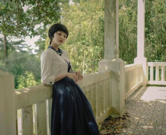 Hiền Hồ phủ sóng với bản hit Gặp nhưng không ở lại. Hiền Hồ phủ sóng với bản hit Gặp nhưng không ở lại.