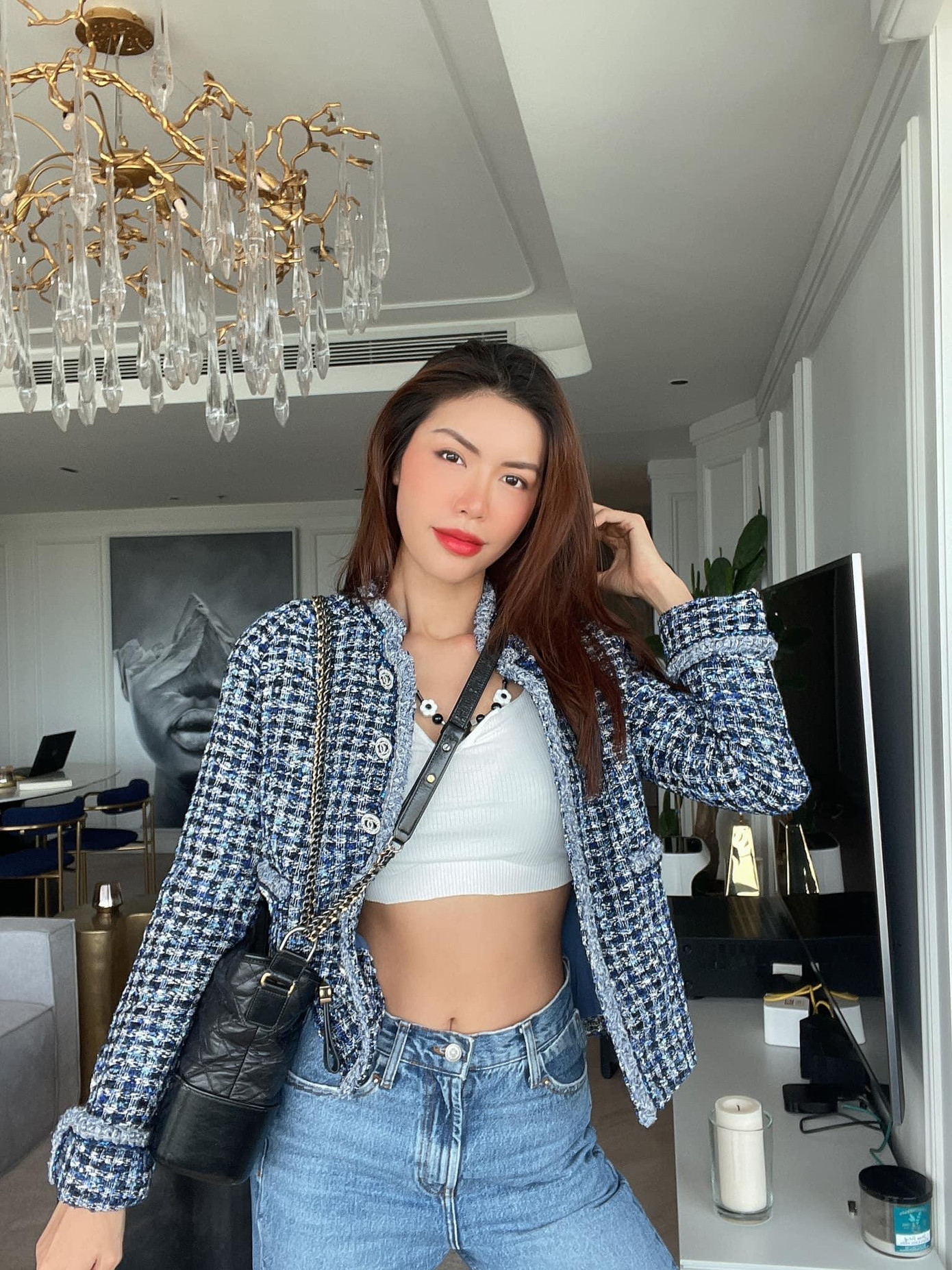 Minh Tú từng làm giám khảo loạt chương trình như The Face Vietnam, The Look. Minh Tú từng làm giám khảo loạt chương trình như The Face Vietnam, The Look.