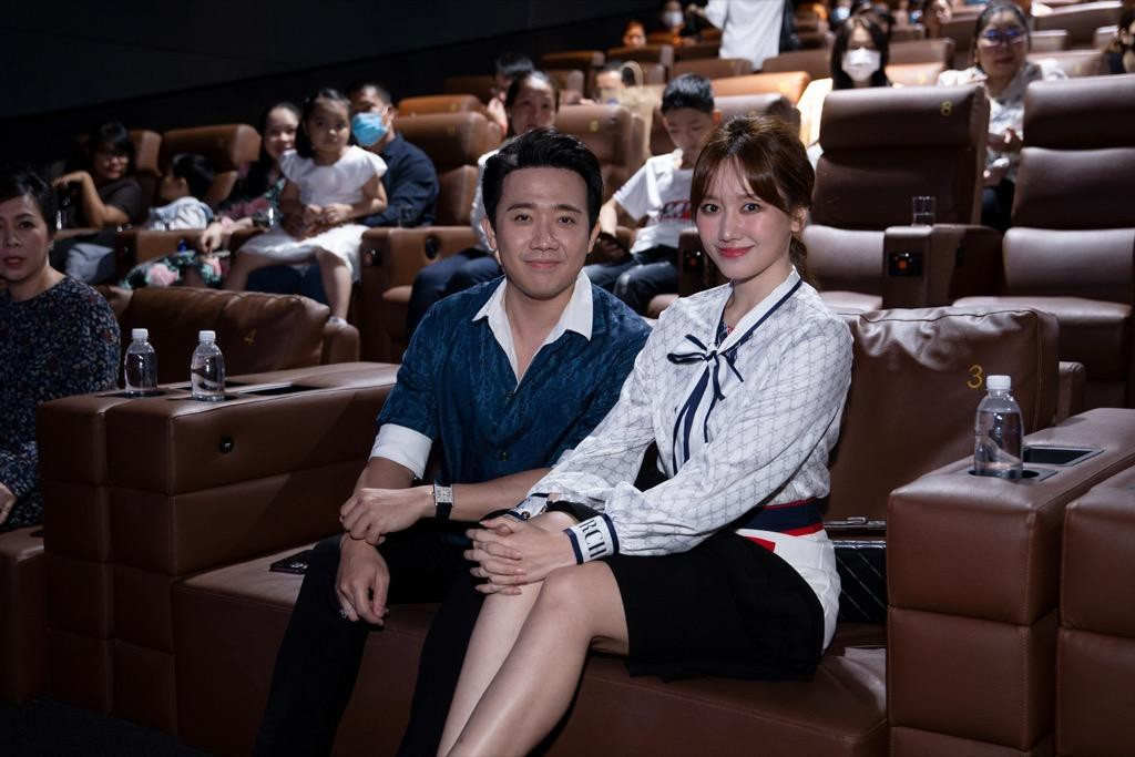 Trấn Thành - Hari Won tại buổi ra mắt Siêu Tài Năng Nhí mùa 2