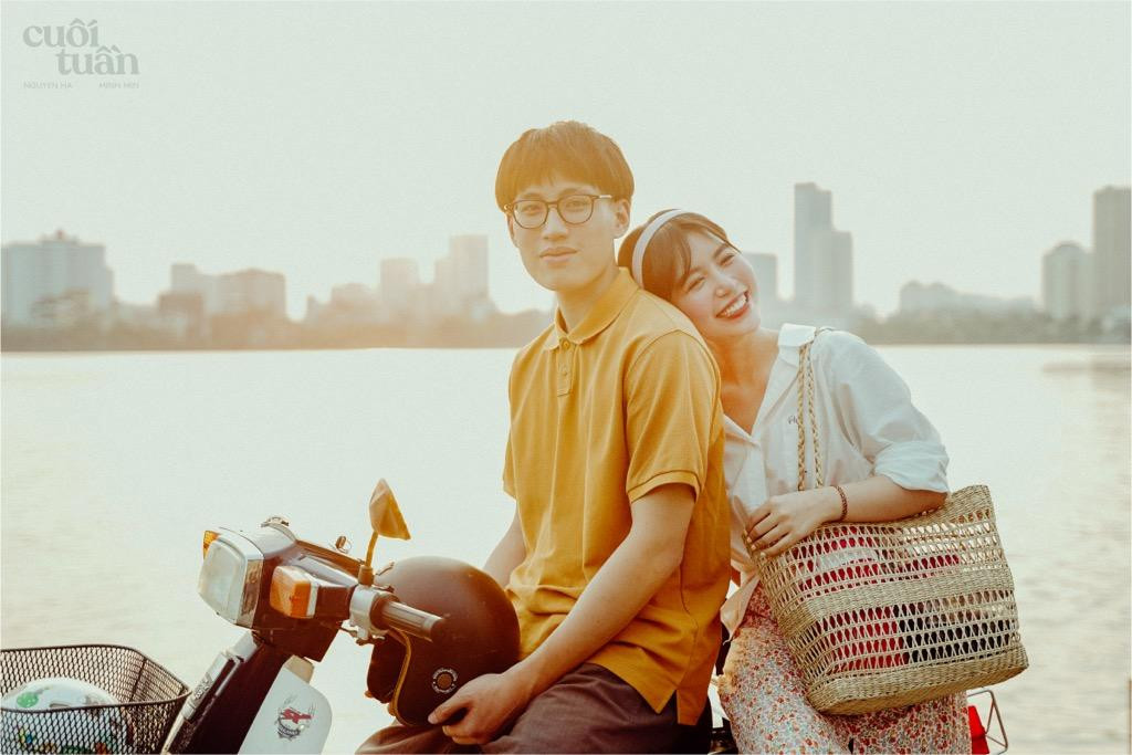 Nam - nữ chính của MV đưa người xem về với "Cuối Tuần" của những năm 2000 Nam - nữ chính của MV đưa người xem về với "Cuối Tuần" của những năm 2000