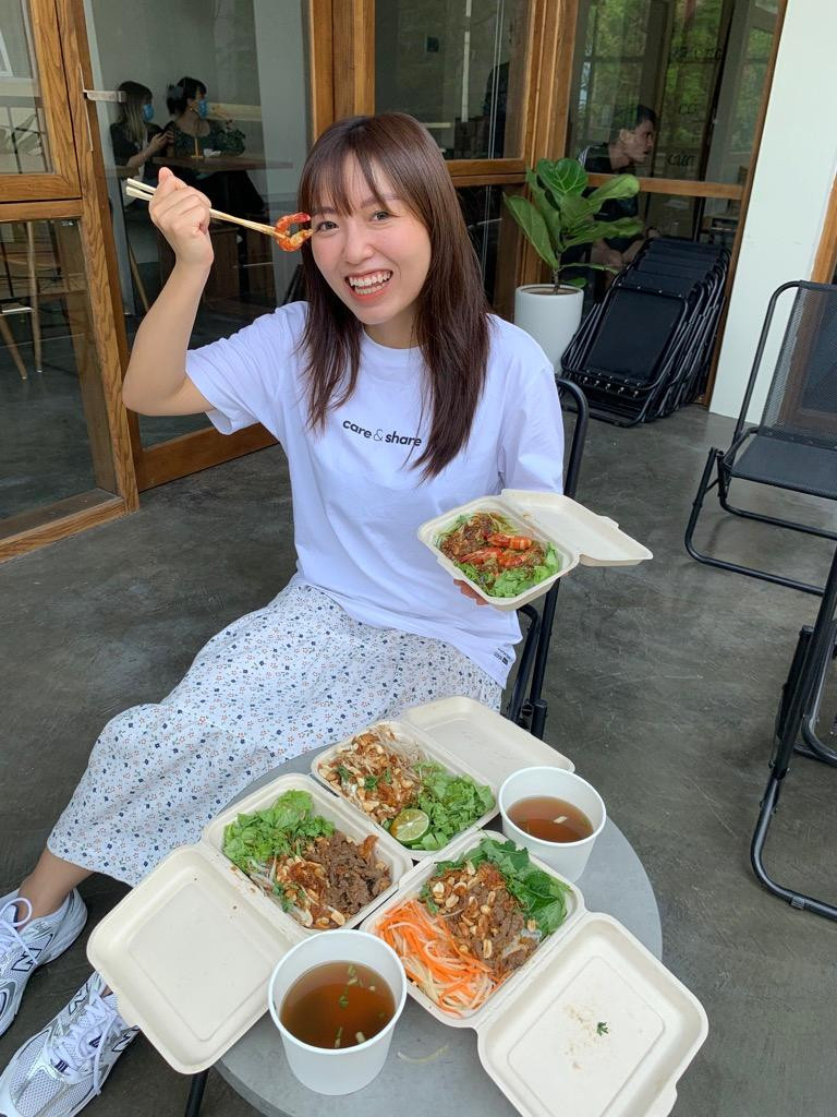 Cô nàng có niềm đam mê bất tận với đồ ăn, muốn giới thiệu đồ ăn Hải Phòng đến với nhiều người Cô nàng có niềm đam mê bất tận với đồ ăn, muốn giới thiệu đồ ăn Hải Phòng đến với nhiều người