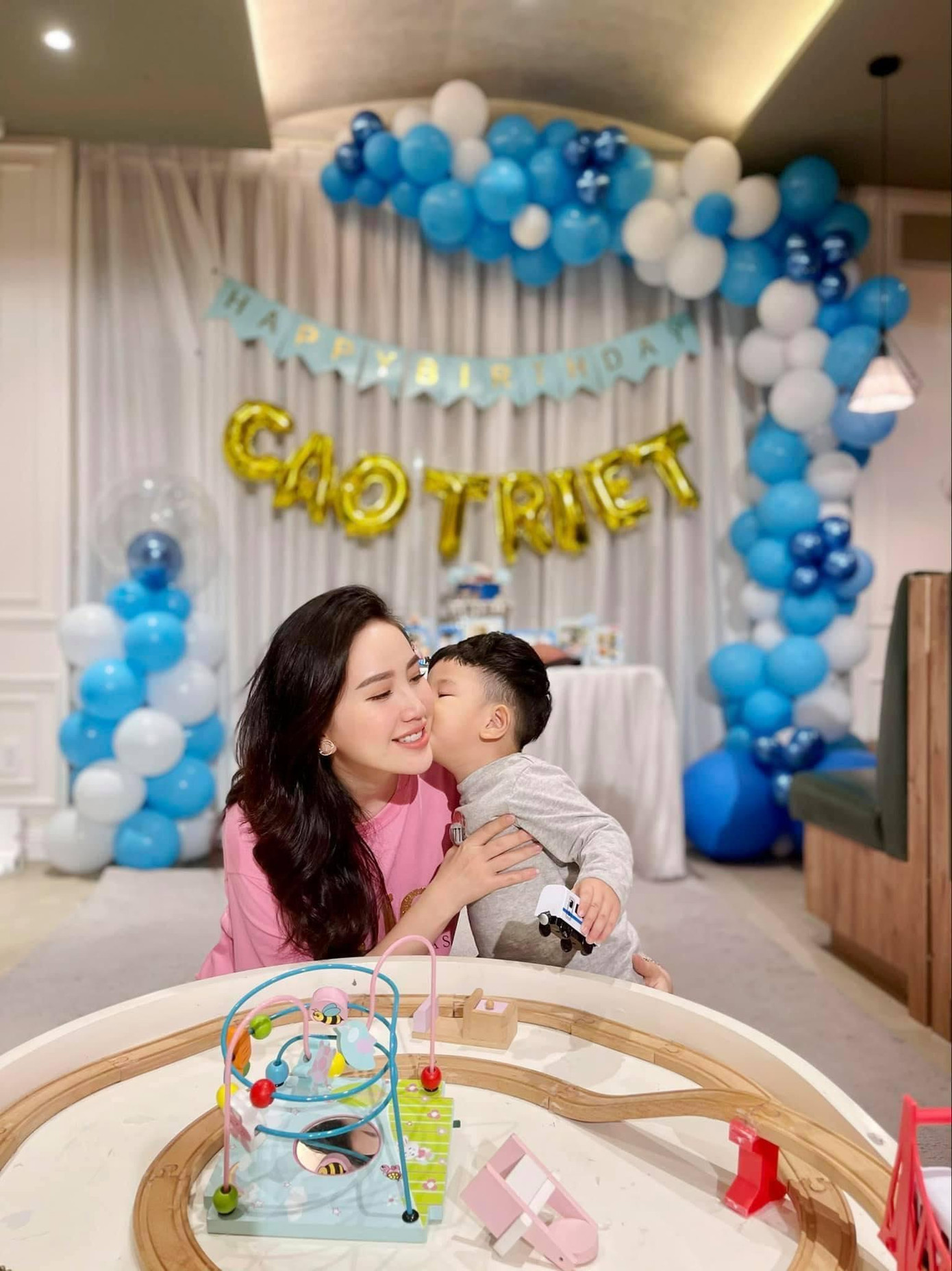 Bảo Thy và cháu trai