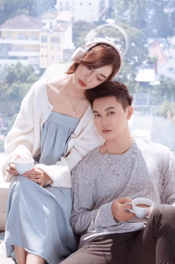 Hoàng Duyên - JSol