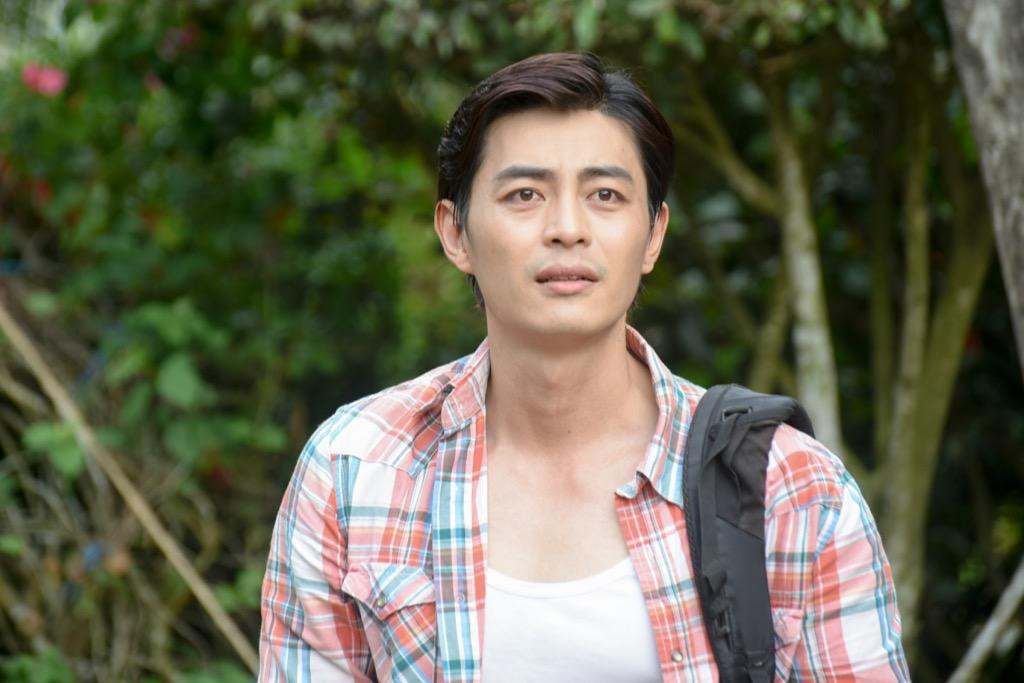 Quốc Huy vai Thiệt