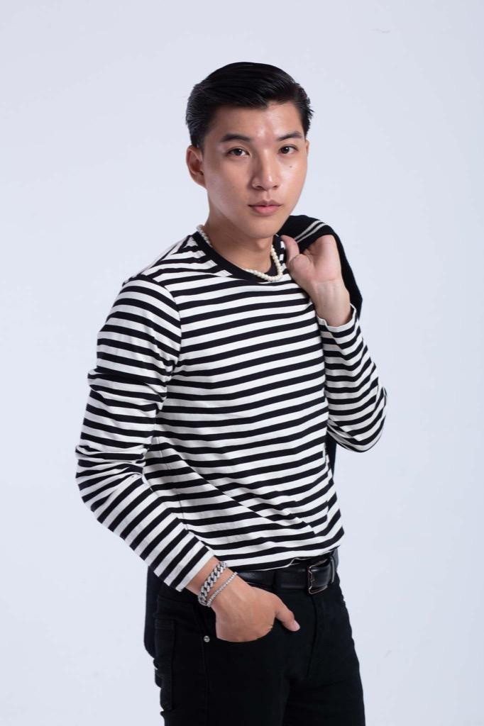 HIEUTHUHAI được nhiều fan nữ yêu mến nhờ vẻ ngoài nam tính, mạnh mẽ HIEUTHUHAI được nhiều fan nữ yêu mến nhờ vẻ ngoài nam tính, mạnh mẽ