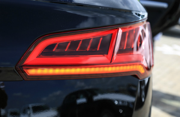 Audi Q5 phiên bản đặc biệt phục vụ APEC 2017 về Việt Nam ảnh 3