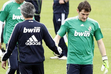 Mâu thuẫn trong phòng thay đồ của Real Madrid ngày càng nghiêm trọng