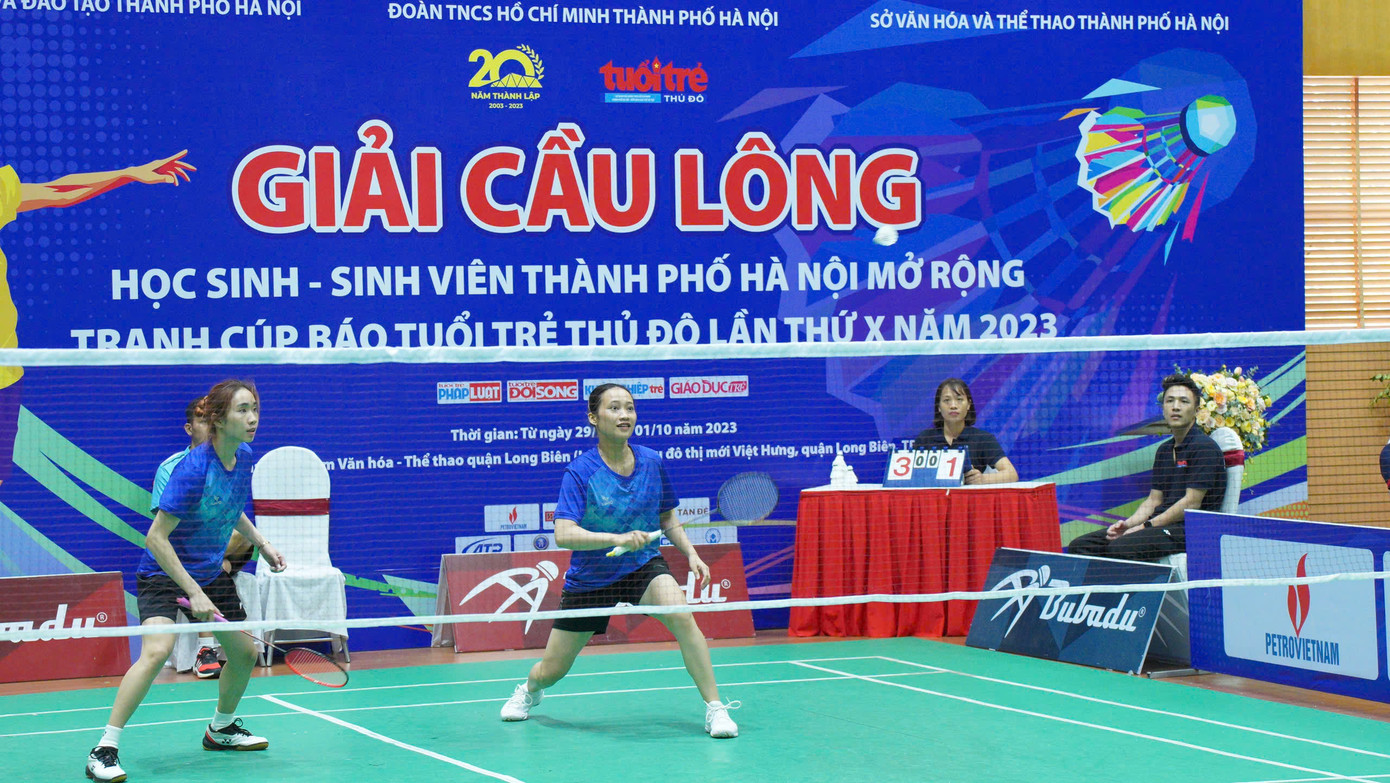 Giải Cầu lông trẻ tranh cúp Báo Tuổi trẻ Thủ đô là sân chơi chất lượng, kịch tính hàng năm dành cho bạn trẻ đam mê cầu lông.