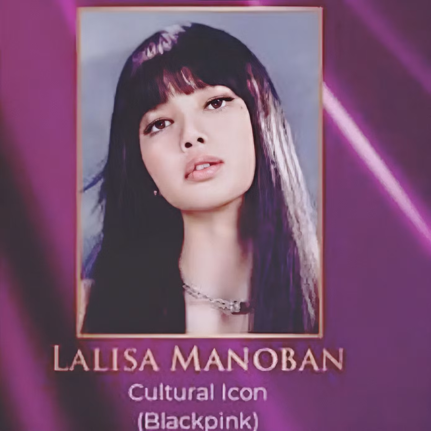 Lisa được Asian Hall of Fame vinh danh là Biểu tượng văn Hóa. Lisa được Asian Hall of Fame vinh danh là Biểu tượng văn Hóa.