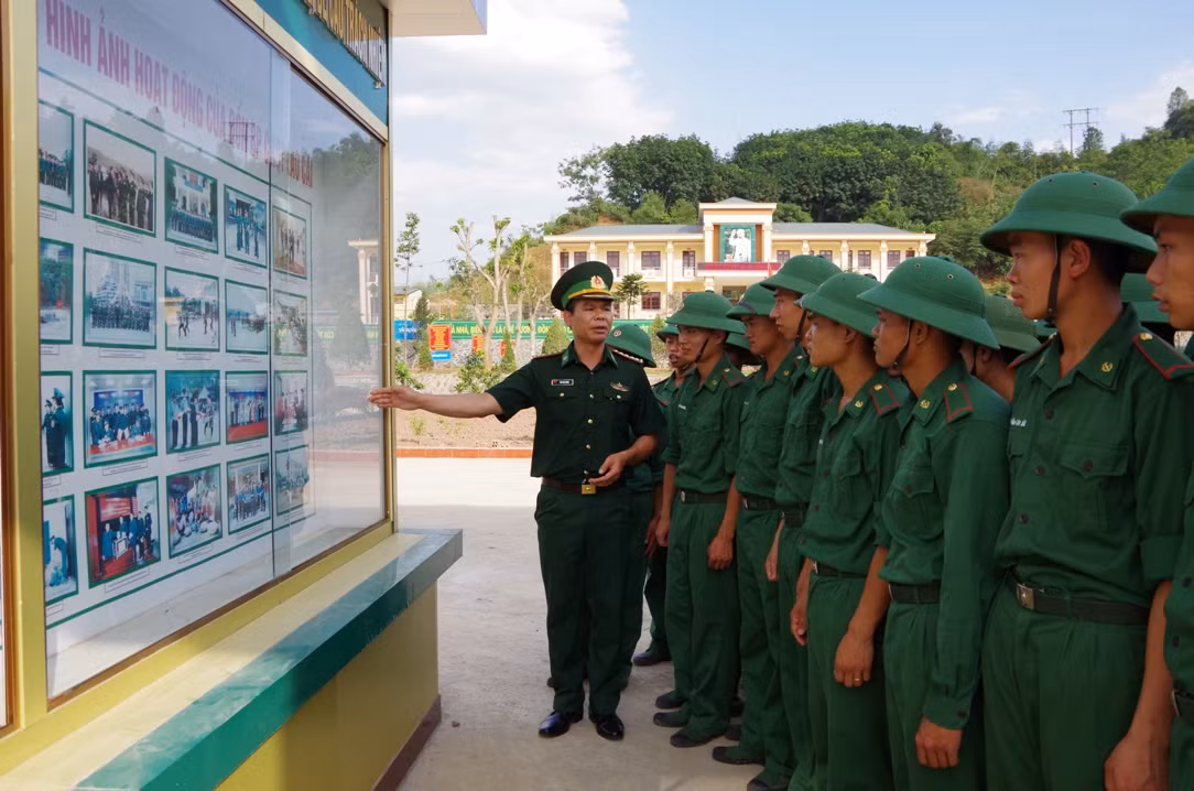Đồn là nhà, biên giới là quê hương ảnh 1