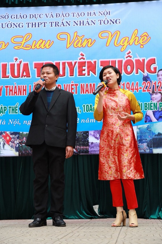 Giao lưu văn nghệ “Thắp lửa truyền thống” ảnh 4