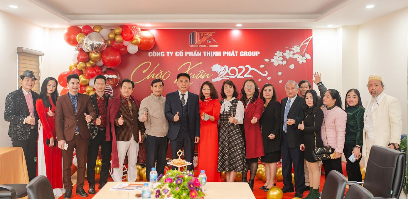 Ông Nguyễn Mạnh Hải, Chủ tịch HĐQT-Tổng Giám đốc Công ty CP Thịnh Phát-Group thông báo với các nhà đầu tư, cổ đông và CBNV của Công ty triển khai tốt ba dự án đô thị lớn trong năm 2022.