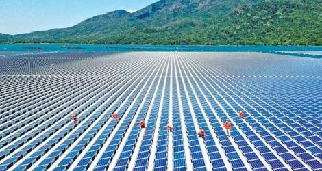 Những tầng pin xanh ở Nhà máy ĐMT dưới chân Núi Cấm Những tầng pin xanh ở Nhà máy ĐMT dưới chân Núi Cấm