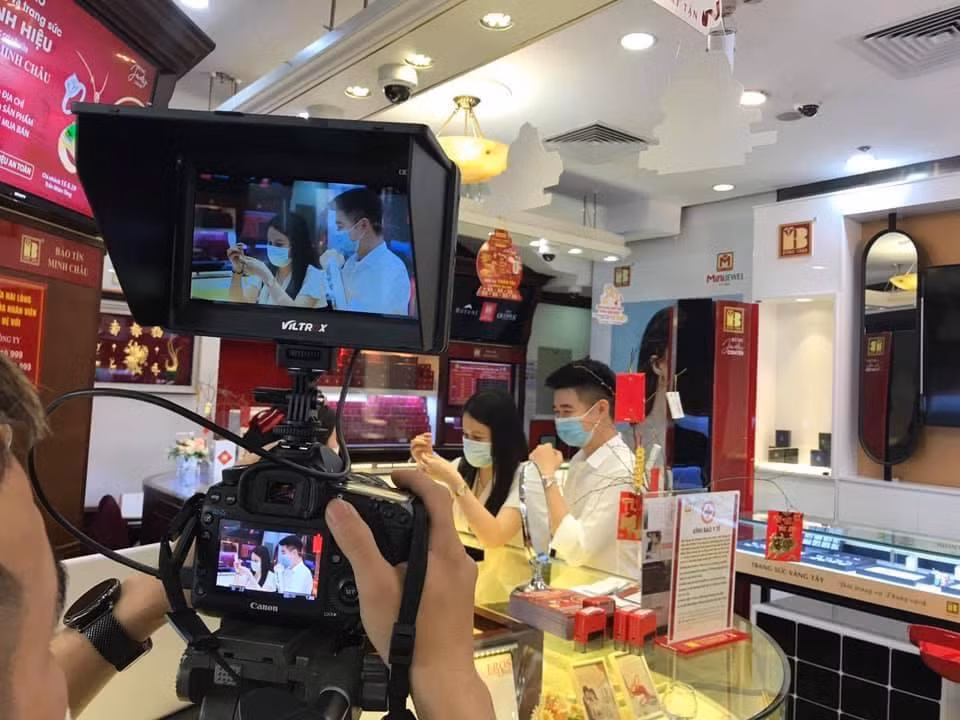 Tiêu dùng thông minh VTC6 cập nhật xu hướng mua sắm thịnh hành tại Bảo Tín Minh Châu