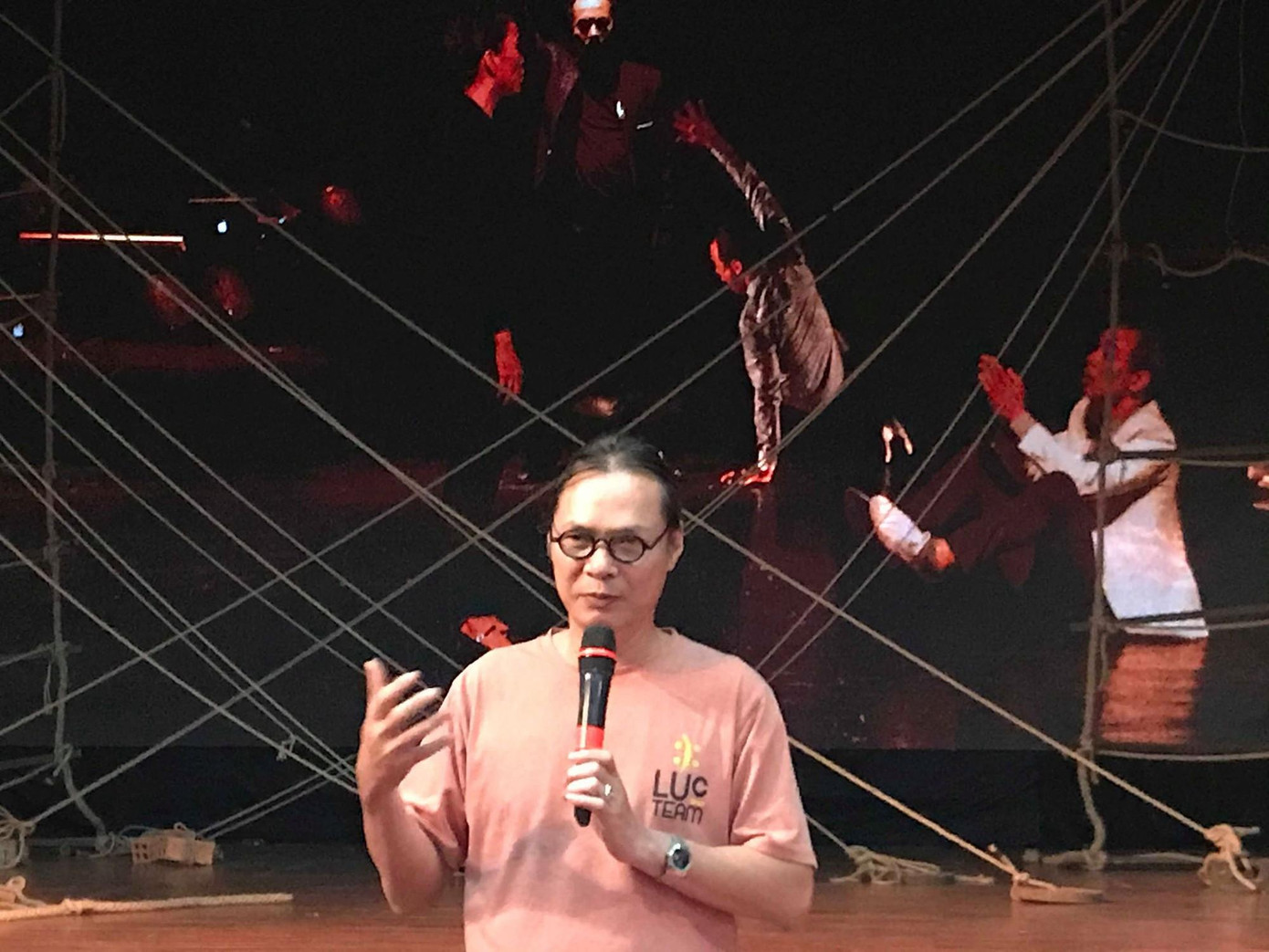 Trần Lực nổi tiếng đào hoa.