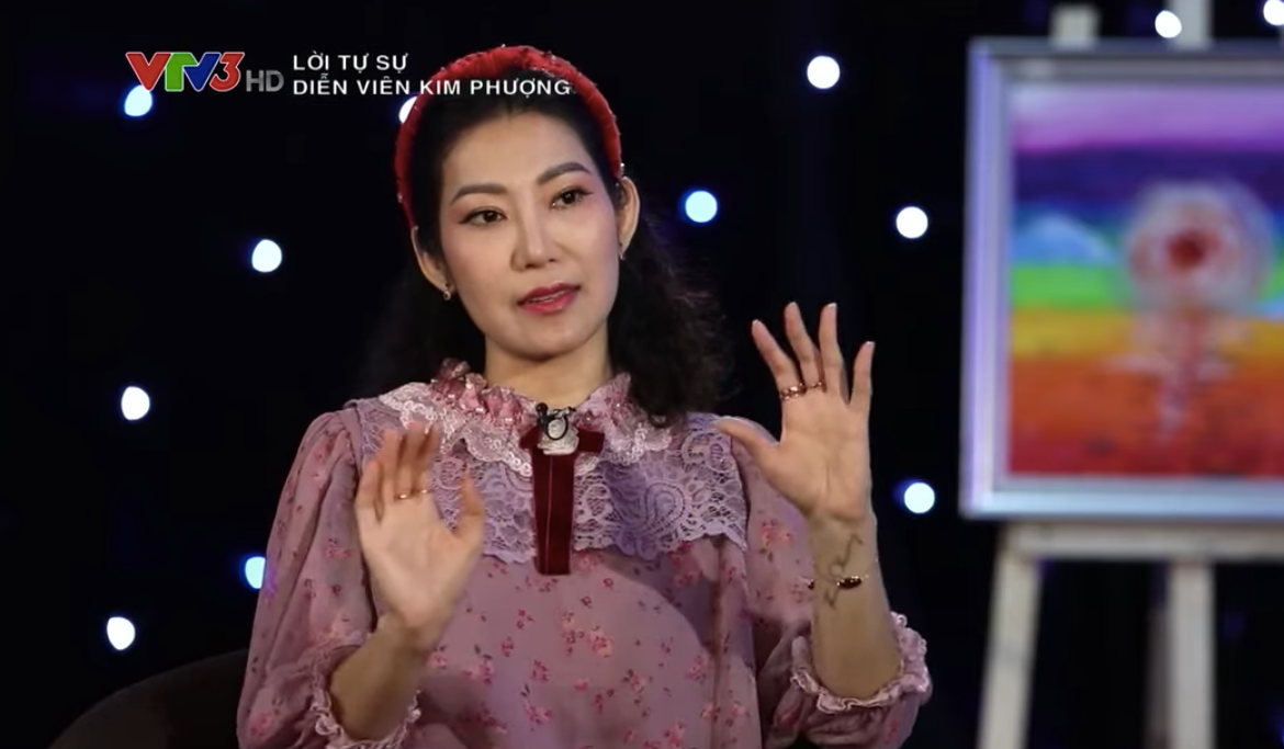 Kim Phượng được ghi nhận ở những vai chị đại giang hồ.