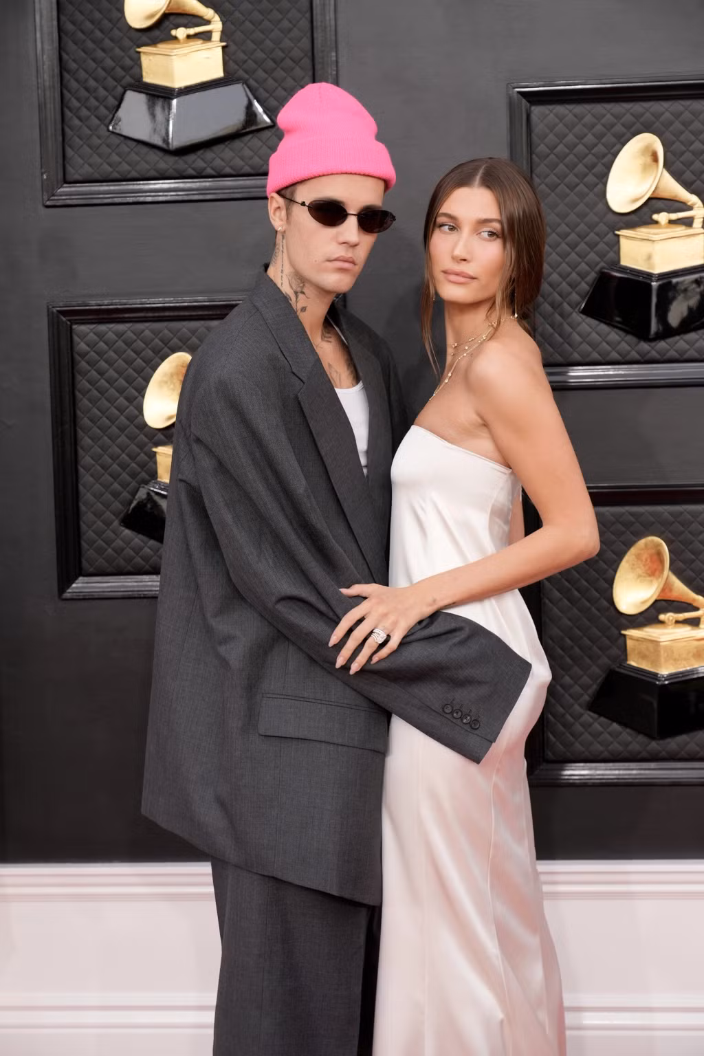 Justin Bieber đã rất hoảng loạn khi thấy vợ đột quỵ.