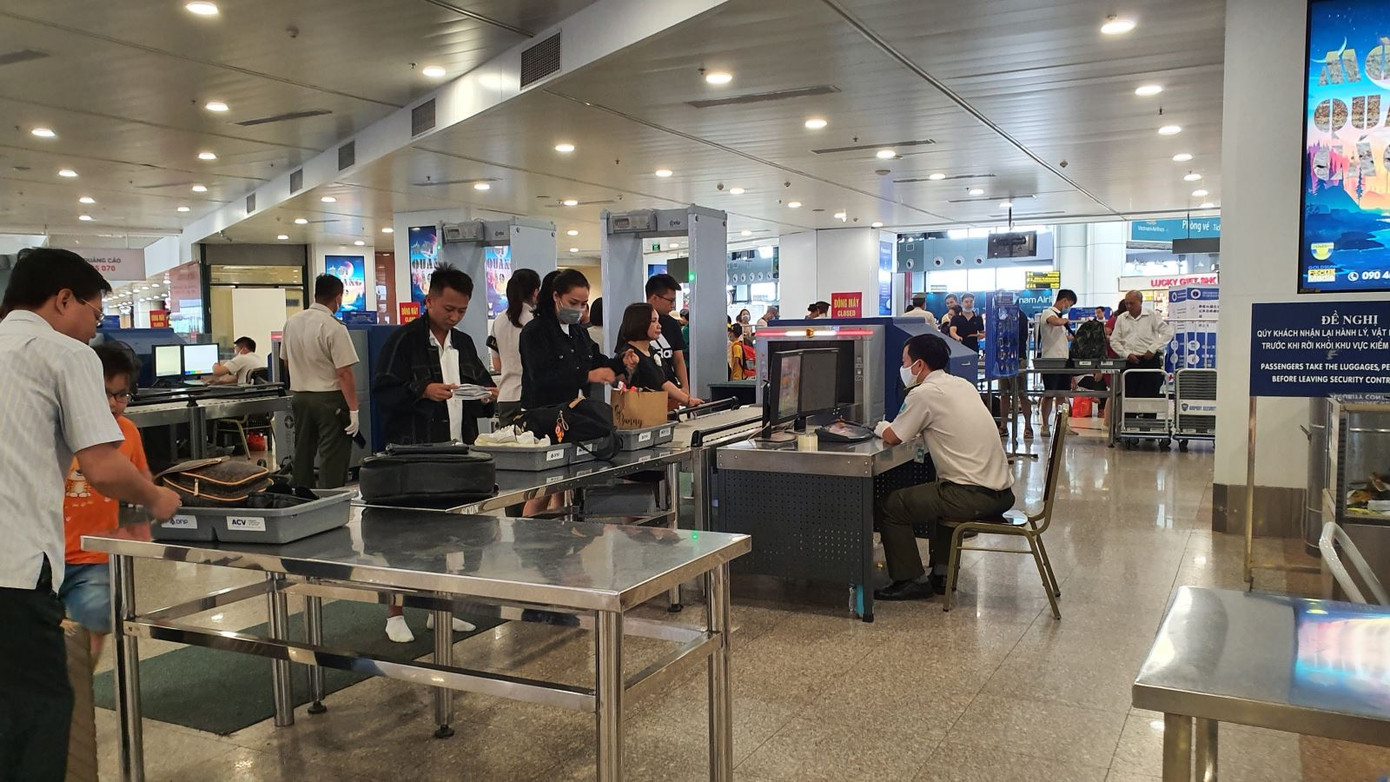 Cục Hàng không Việt Nam coi chống buôn lậu là một trong những nhiệm vụ trọng điểm (ảnh chỉ có tính chất minh họa).